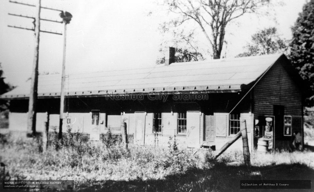 Postcard: Rockfall Railroad Station, Middlefield, Connecticut